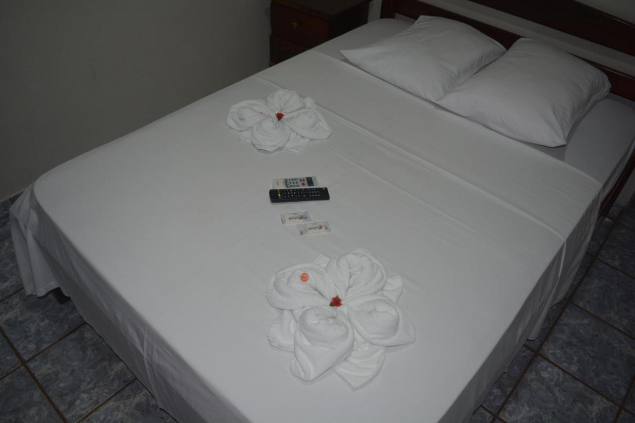 Hotel Anita Ariquemes Bagian luar foto