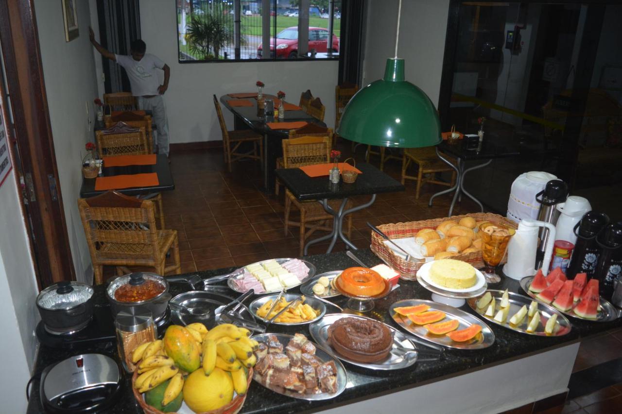 Hotel Anita Ariquemes Bagian luar foto